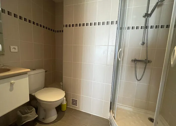 Spacious On The Seafront Apartment *